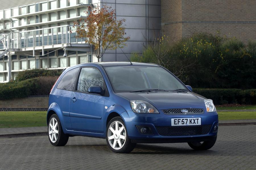  Ford Fiesta 2006 года  (фото 15 из 42)